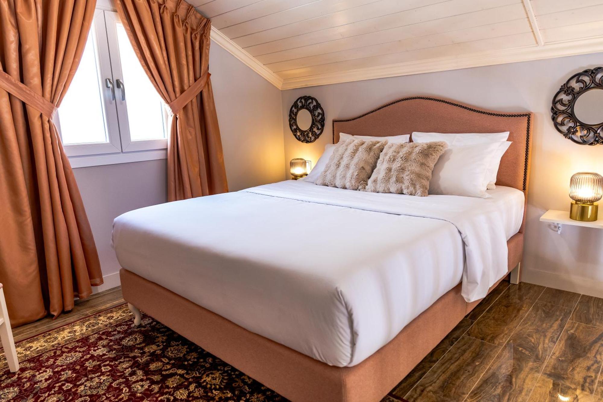 Nafsika Suites (Adults Only) Nea Moudania Exterior photo